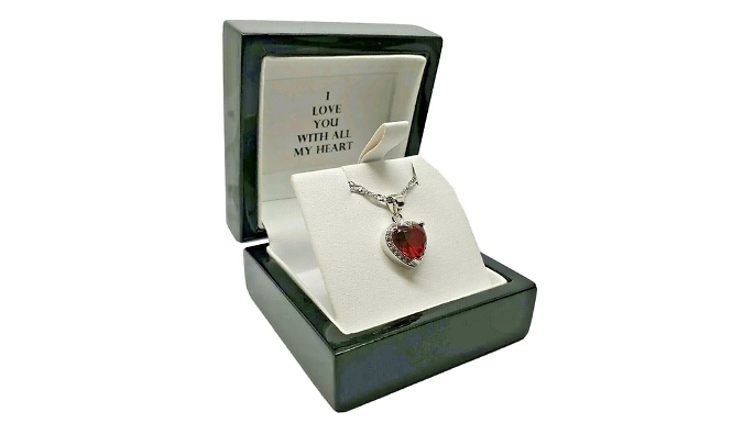 Middle Minimize Ruby White Gold Necklace with Reward Field