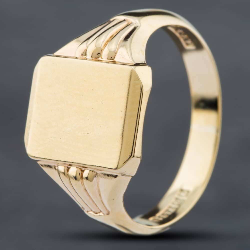Pre-Owned Vintage 9ct Yellow Gold Plain Oblong Signet Ring 41341249
