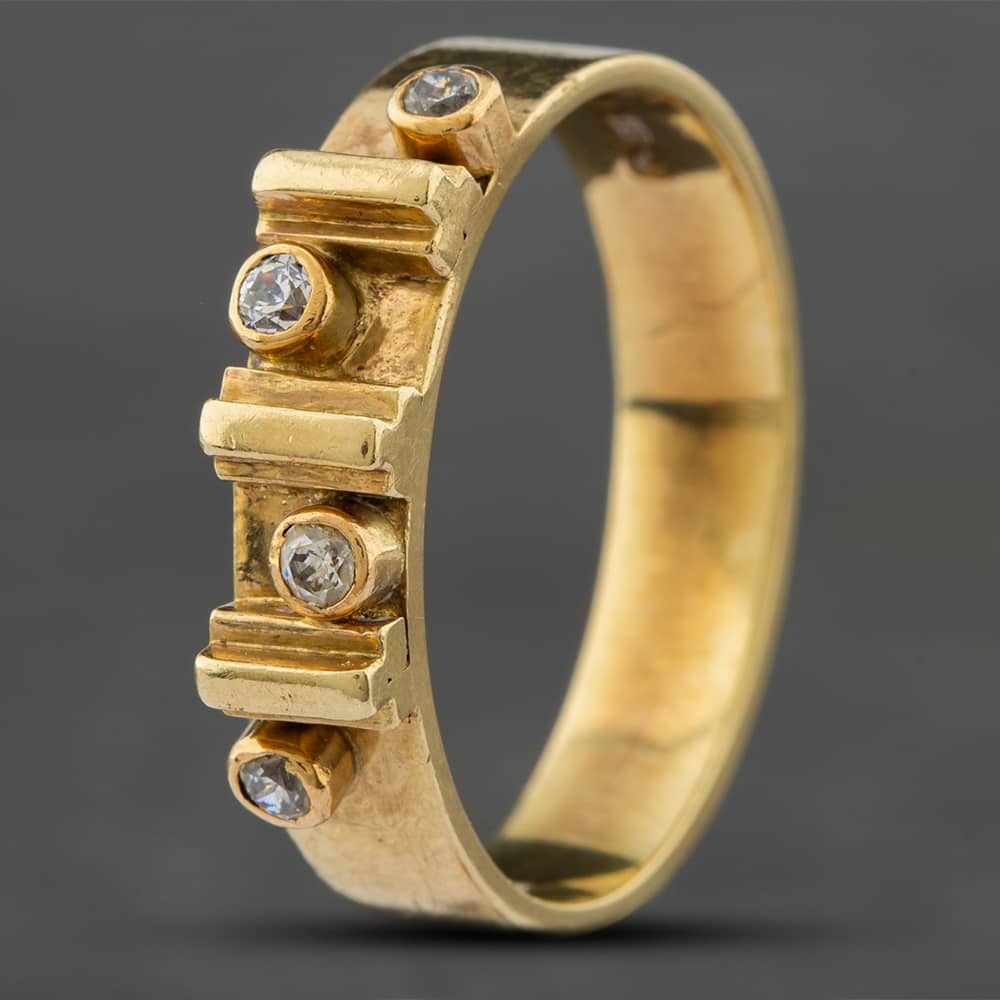 Pre-Owned Vintage 9ct Yellow Gold Cubic Zirconia Four Stone Ring 41101359