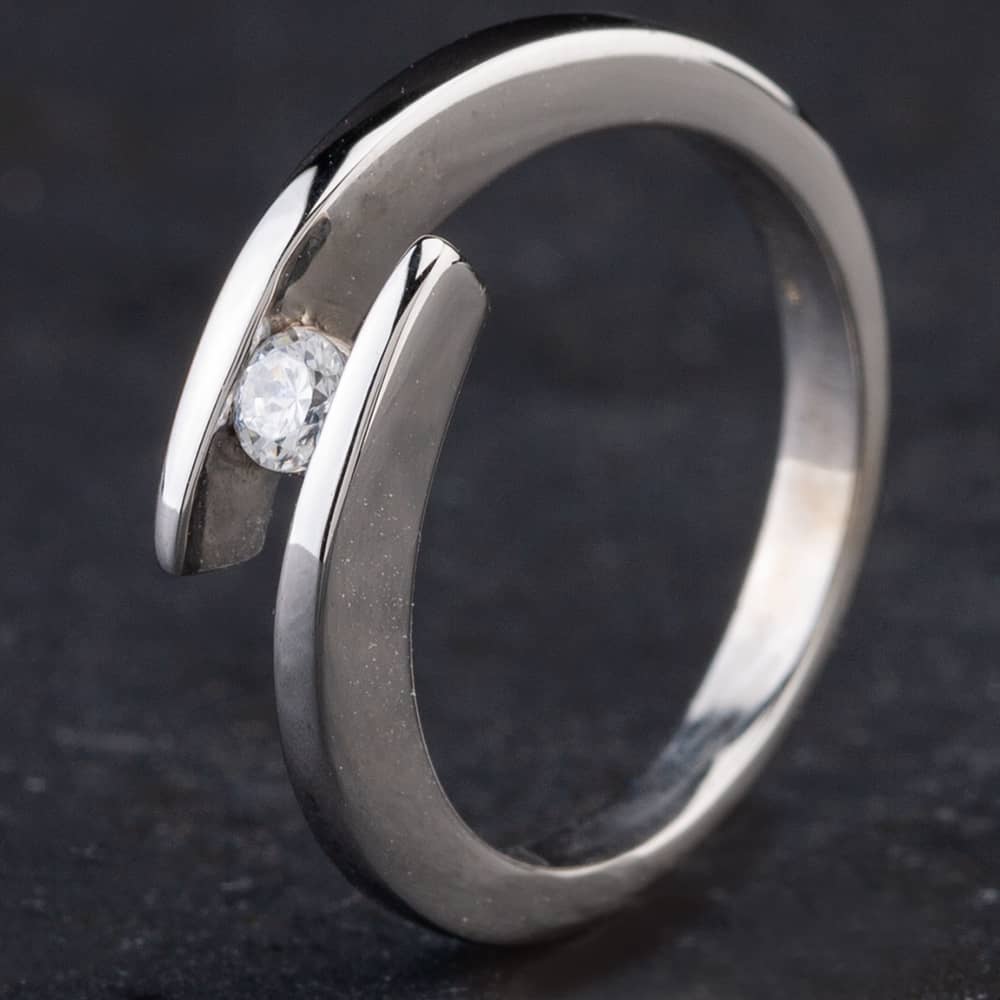 Pre-Owned 9ct White Gold Cubic Zirconia Crossover Ring 4110857
