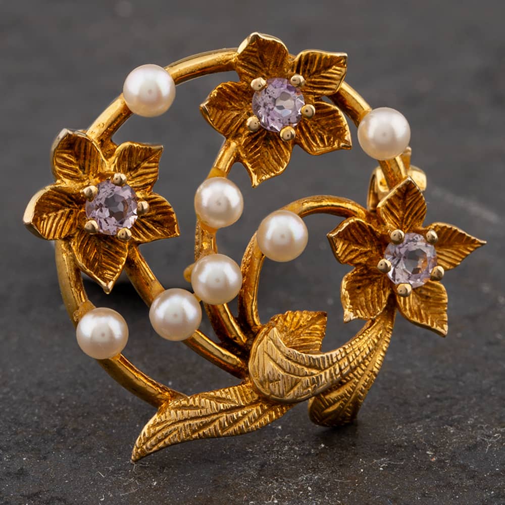 Pre-Owned Vintage 9ct Yellow Gold Amethyst & Cultured Pearl Flower Brooch 41131022