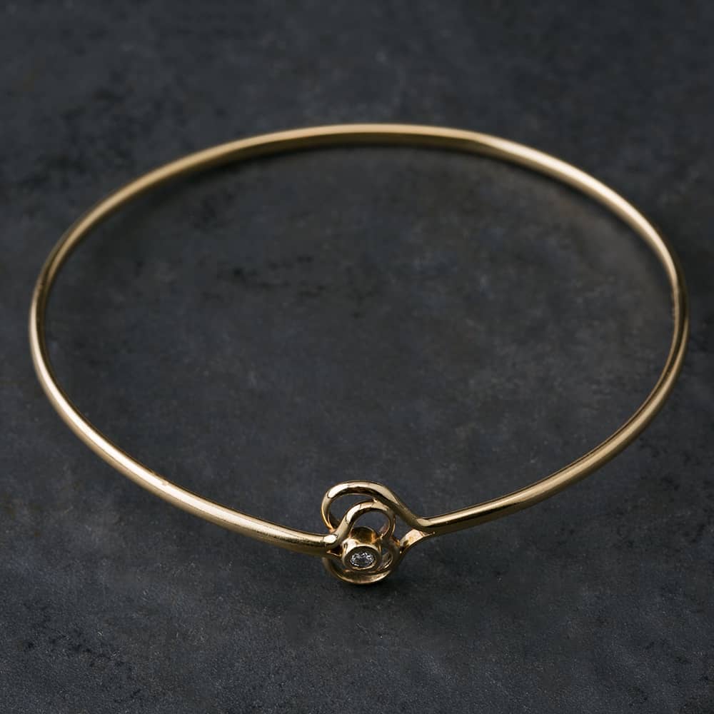 Pre-Owned 9ct Yellow Gold Cubic Zirconia Standard Simple Bangle 4121027