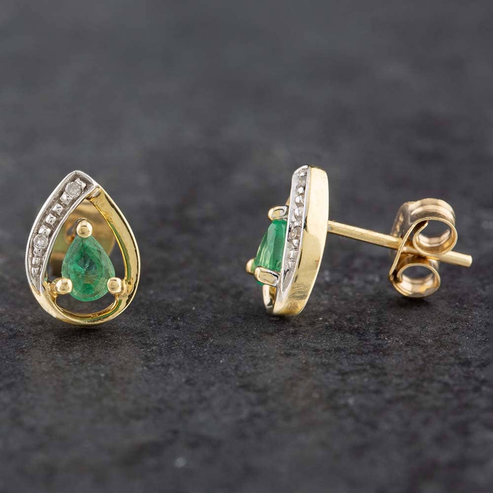 Pre-Owned 9ct Yellow Gold 0.10ct Emerald & 0.05ct Brilliant Cut Diamond Stud Earrings 43170057