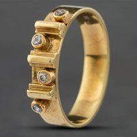 Pre-Owned Vintage 9ct Yellow Gold Cubic Zirconia Four Stone Ring 41101359