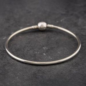 Pre-Owned Pandora Silver Large Charm Bangle 41221265