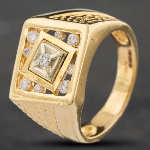 Pre-Owned 14ct Yellow Gold Brilliant Cut Diamond Set Gents Square Signet Ring 43151004
