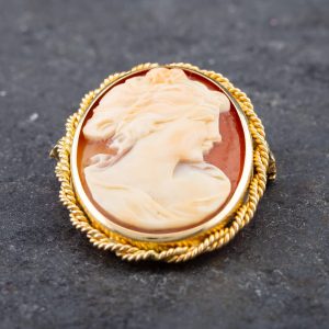 Pre-Owned Vintage Yellow Gold Cameo Brooch 41131058