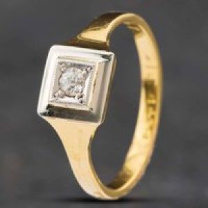 Pre-Owned 18ct Yellow Gold Diamond Square Solitaire Ring 41381794