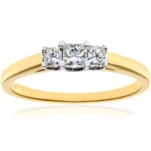 Diamant L’Eternel Womens 18ct Yellow Gold 1/3 Carat Certified J/I Princess Cut Diamond Trioligy Ring – Size M