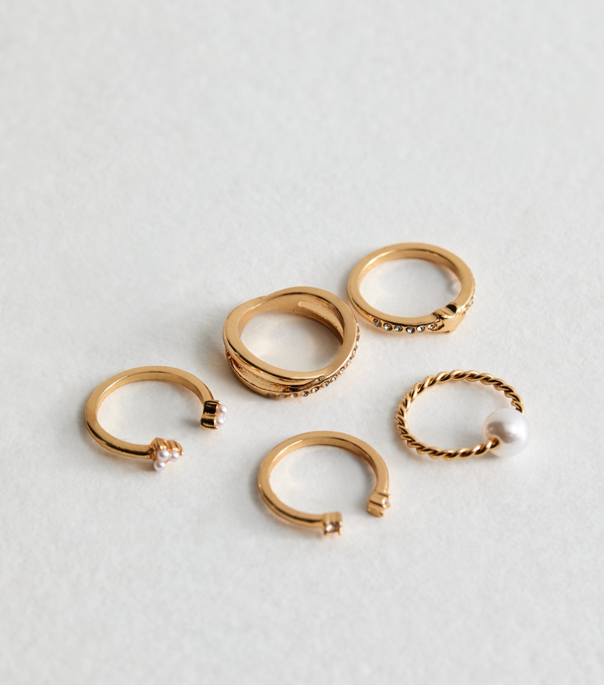 Pack Of five Gold Tone Rings New Glance