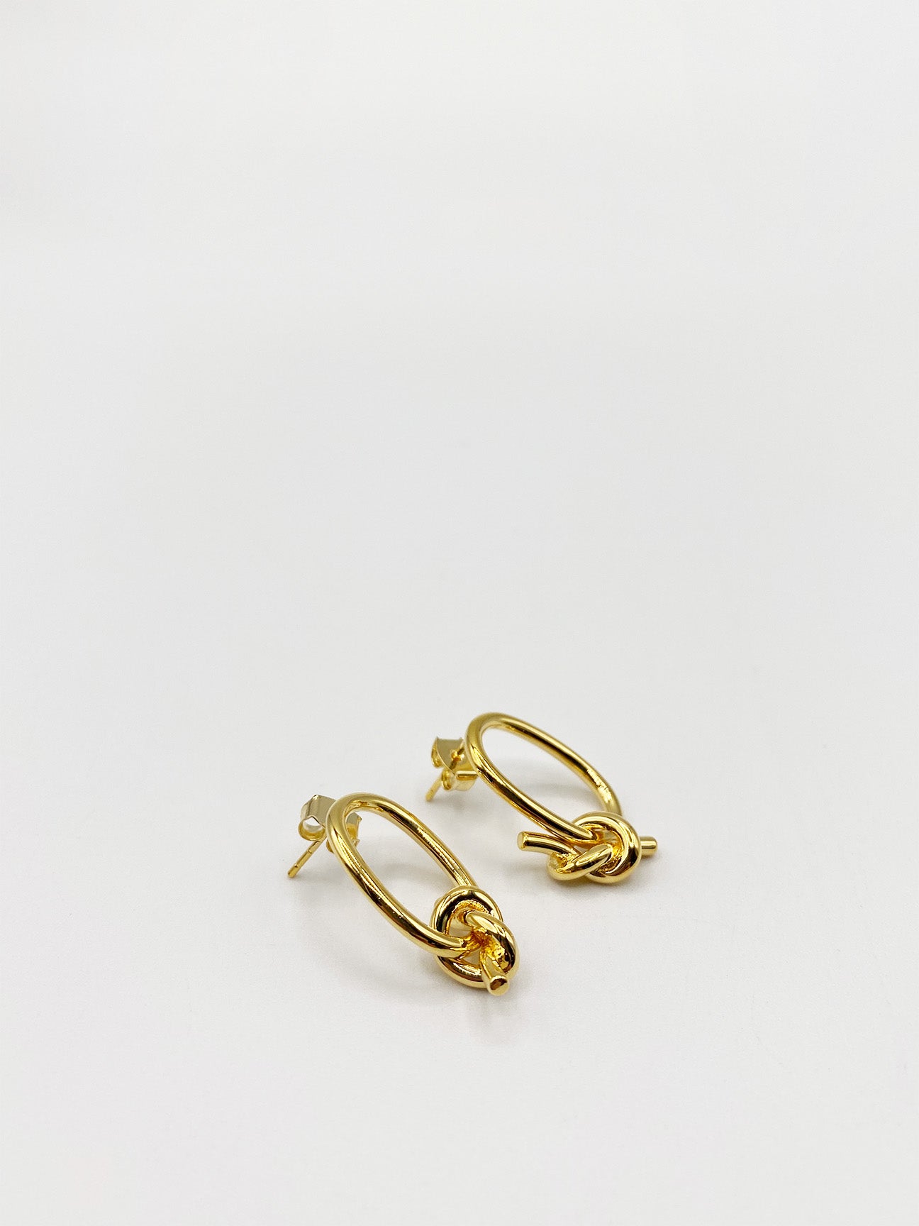 SVNX Womens GOLD TIED ROPE STUD EARRINGS Gold Plated - One Size