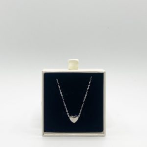SVNX Womens Small Heart Necklace in Silver – One Size