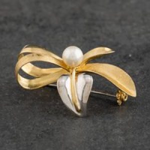 Pre-Owned 14ct Two Colour Gold Cultured Pearl Flower Brooch 4113023