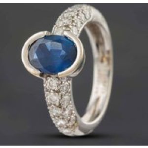Pre-Owned 18ct White Gold 1.53ct Sapphire & 0.70ct Brilliant Cut Diamond Oval Dress Ring 433615731