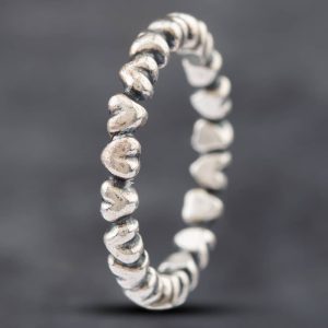 Pre-Owned Pandora Silver Hearts Band Ring 41221351