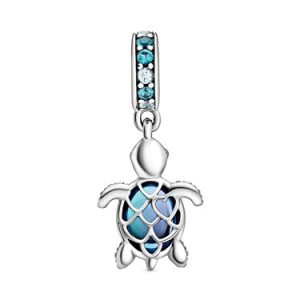 Pandora Murano Sea Turtle Hold Attraction