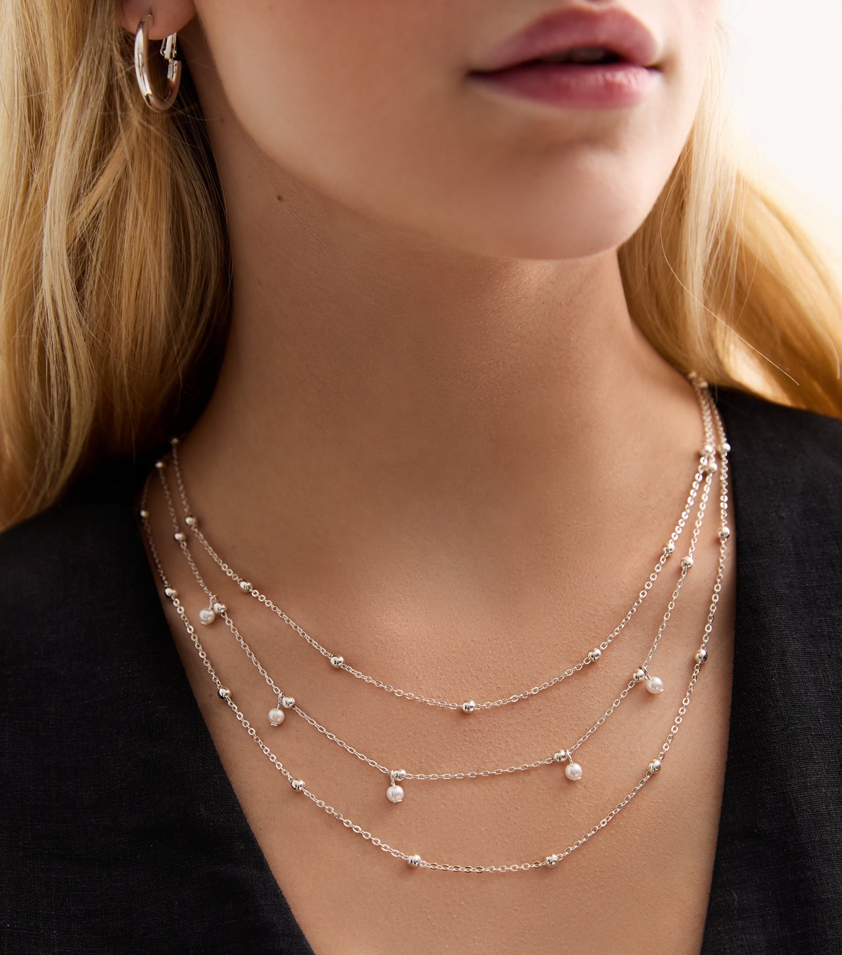 Silver Pretend Pearl Layered Chain Necklace New Glance