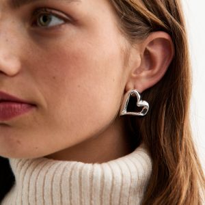 Silver Tone Middle Formed Earrings New Glance