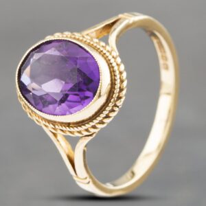 Pre-Owned Vintage 9ct Yellow Gold Amethyst Oval Dress Ring 41102532