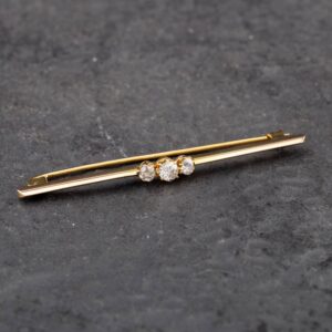Pre-Owned Vintage Yellow Gold Brilliant Cut Diamond Three Stone Brooch 41131078