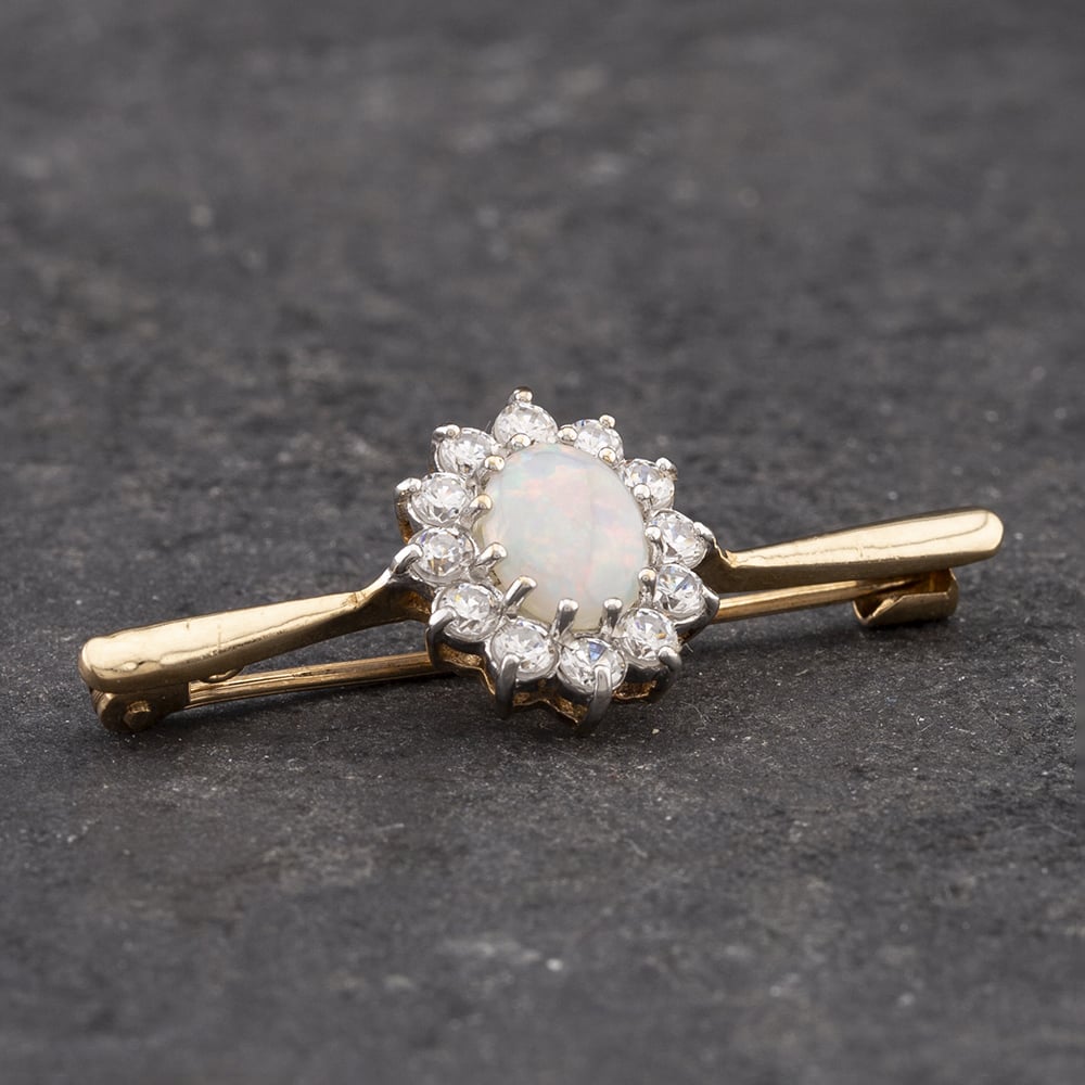 Pre-Owned 9ct Yellow Gold Opal & Cubic Zirconia Oval Cluster Bar Brooch 41131092