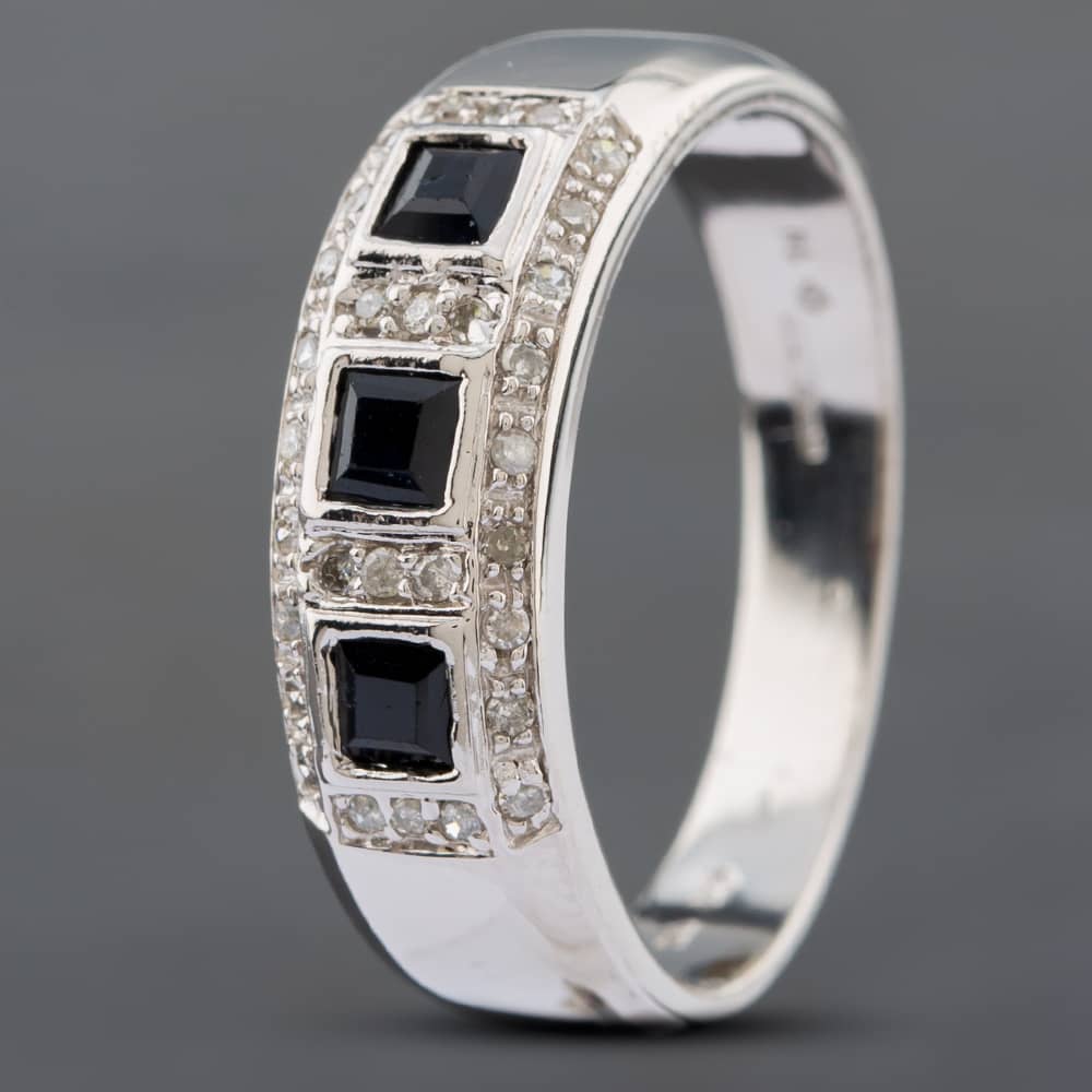 Pre-Owned 9ct White Gold Sapphire & Single Cut Diamond Ring 41381697