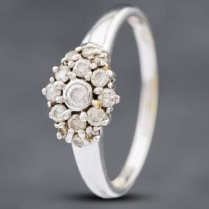 Pre-Owned 9ct White Gold Diamond Cluster Ring 41382034