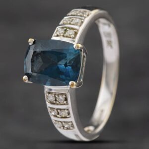 Pre-Owned 9ct White Gold Blue Topaz & Diamond Dress Ring 41382036