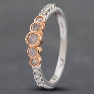 Pre-Owned 9ct Two Colour Gold Brilliant Cut Diamond Graduating Shoulders Half Eternity Ring 41382164