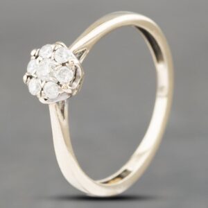 Pre-Owned 9ct White Gold 0.25ct Brilliant Cut Diamond Cluster Ring 41382405