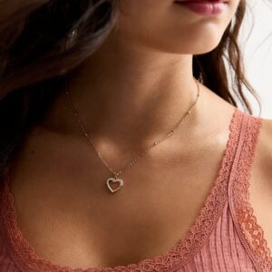 Gold Cubic Zirconia Middle Pendant Necklace New Glance