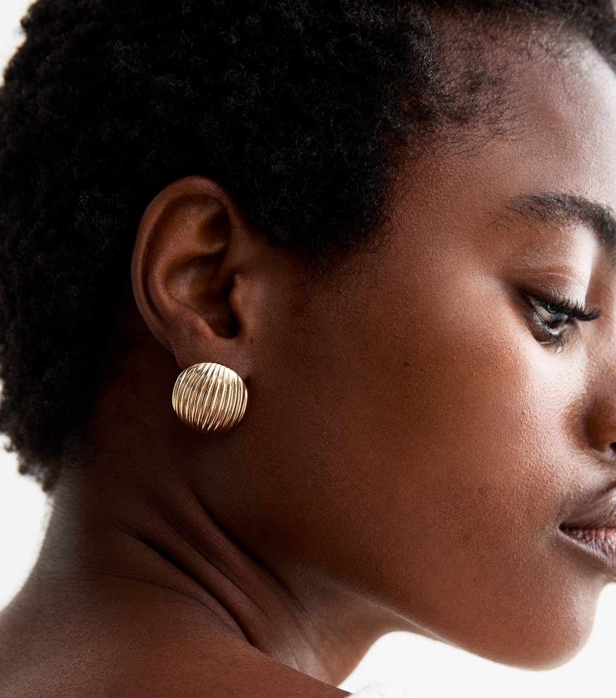 Gold Tone Huge Ridged Circle Stud Earrings New Glance