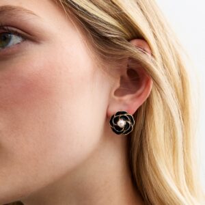 Black Pretend Pearl Adorned Flower Earrings New Glance