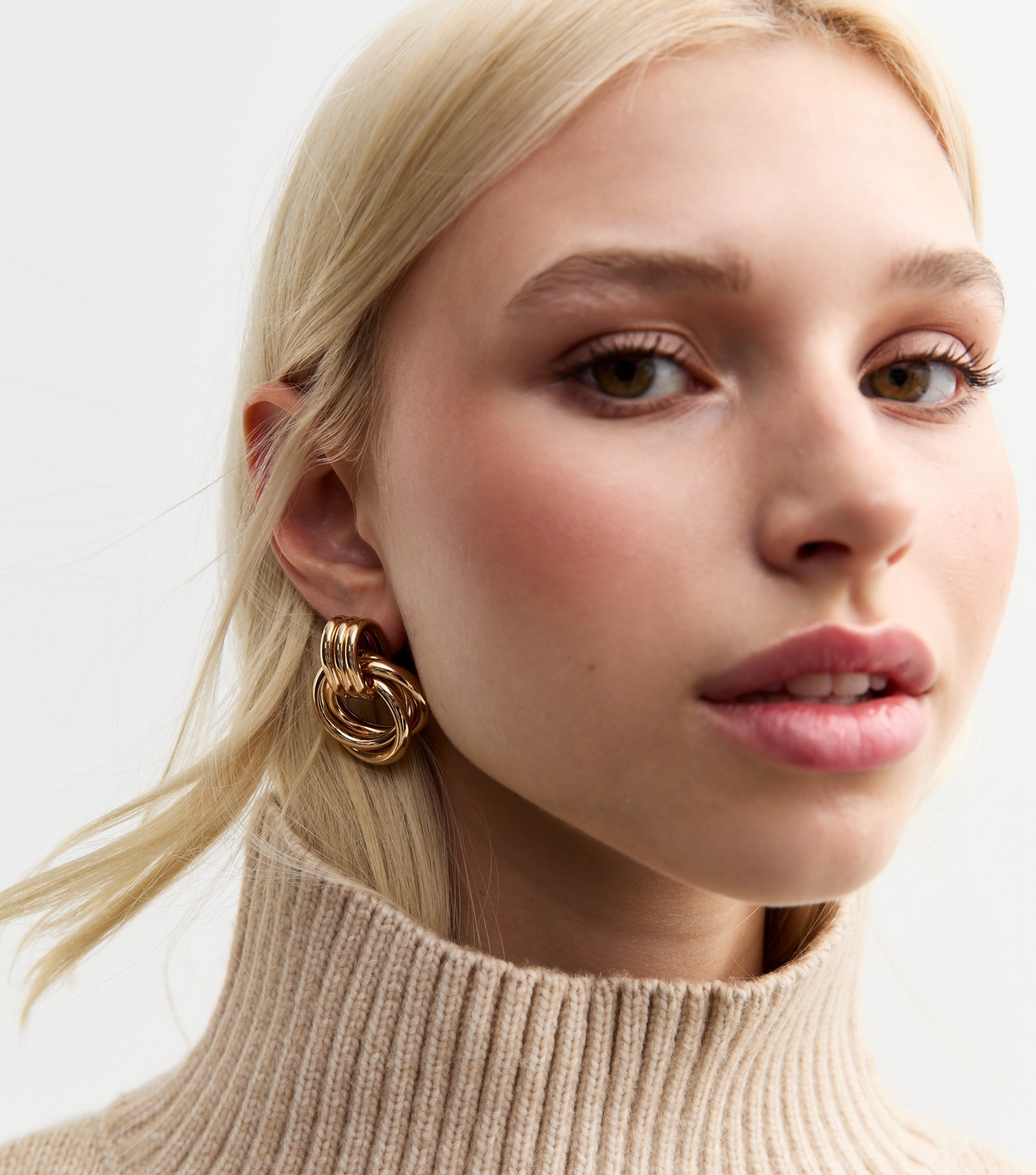 Gold Tone Interlinked Hoop Doorknocker Earrings New Glance