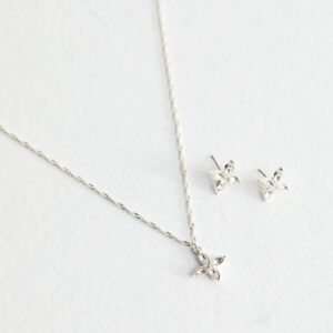 Silver Tone Diamante Leaf Necklace And Earrings Set New Glance