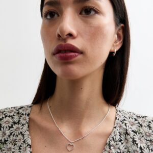 Silver Tone Rope Chain Middle Pendant Necklace New Glance