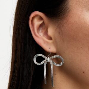 Silver Tone Snake Chain Bow Earrings New Look