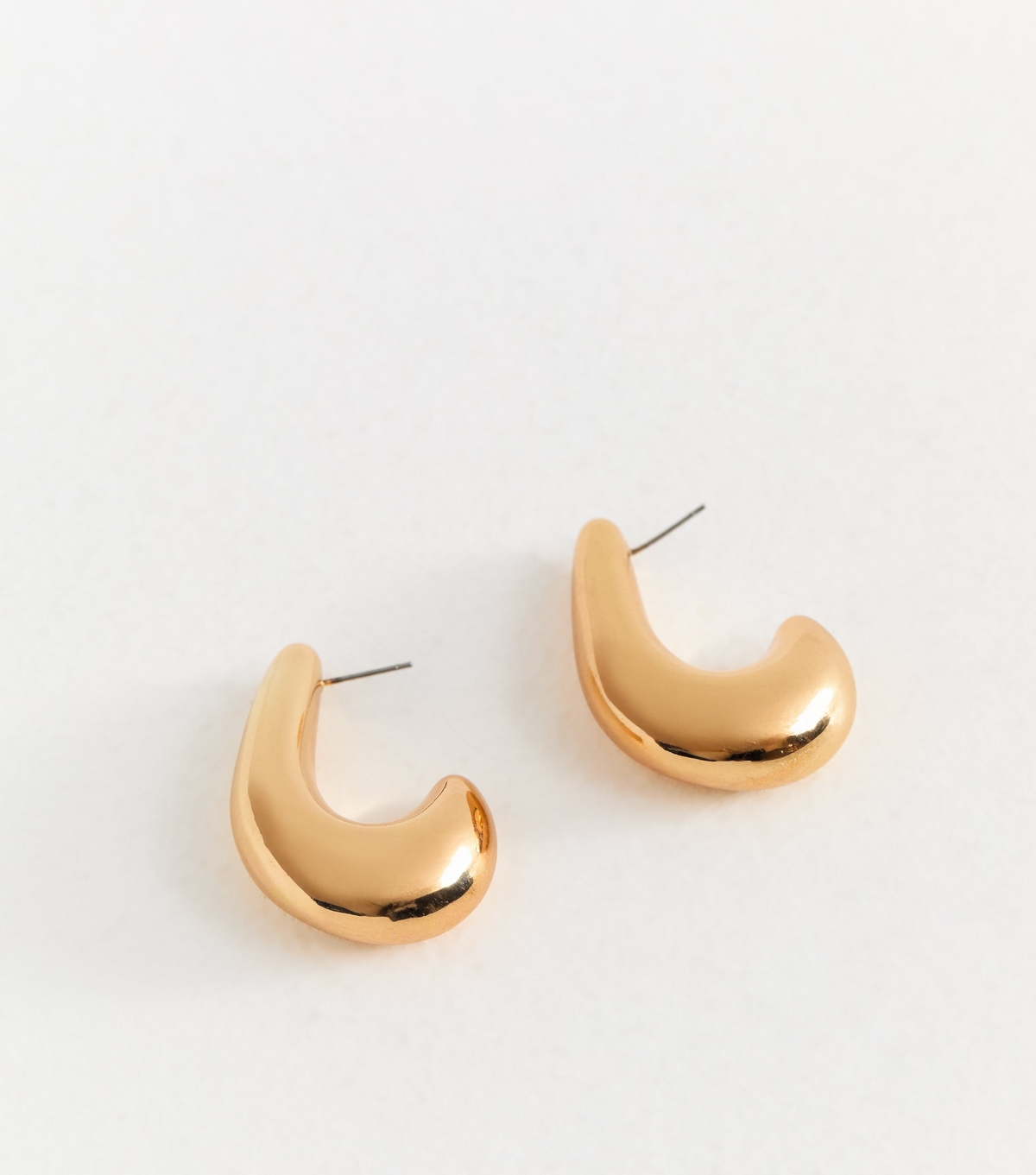 Gold Tone Oval Hoop Earrings New Glance