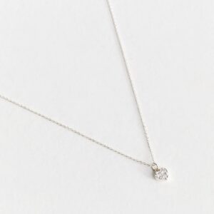 Silver Tone Cubic Zirconia Middle Pendant Necklace New Glance