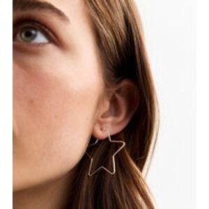 Silver Tone Celebrity Hoop Earrings New Glance