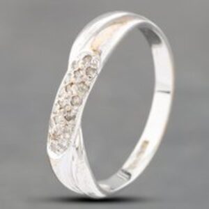 Pre-Owned 9ct White Gold Diamond Crossover Ring 41382448