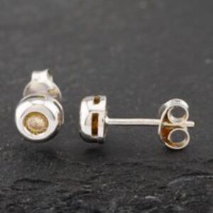 Pre-Owned 18ct White Gold Brilliant Cut Rub Over Set Stud Earrings 41172423
