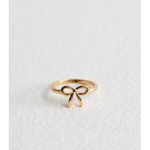 Gold Tone Bow Ring New Glance