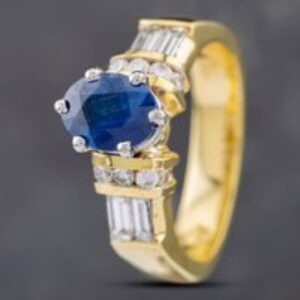 Pre-Owned 14ct Yellow Gold Oval Cut Sapphire & Diamond Set Shoulders Dress Ring 43361075