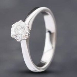 Pre-Owned 18ct Yellow Gold Brilliant Cut Diamond Solitaire Ring 41481450