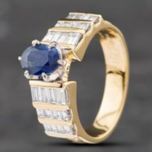 Pre-Owned 14ct Yellow Gold Oval Cut Sapphire & 1.00ct Baguette Cut Diamond Dress Ring 43361102