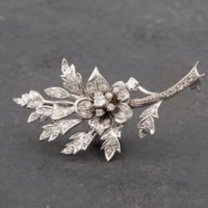 Pre-Owned 18ct White Gold Brilliant Cut Diamond Flowers Bouquet Brooch 41131070