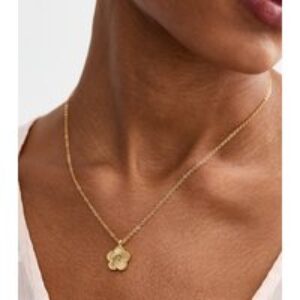 18ct Gold Plated Textured Flower Necklace New Glance