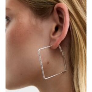 Silver Tone Cord Sq. Earrings New Glance