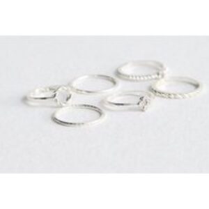 6 Pack of Silver Tone Flower Twist Diamanté Rings New Glance
